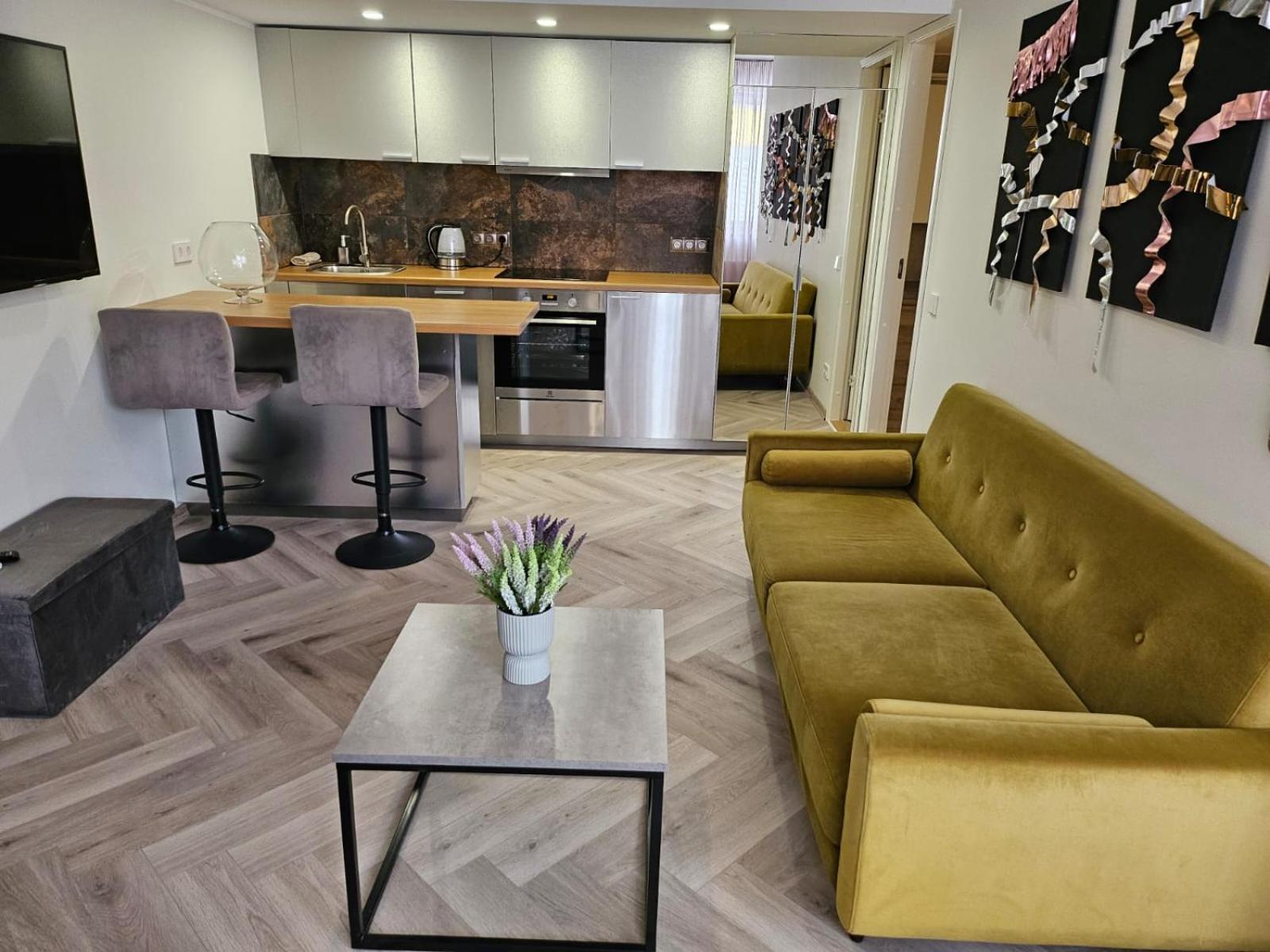 Appartement Stylish 1 Bedroom With Full Kitchen And Bathroom In Kadriorg, Centre